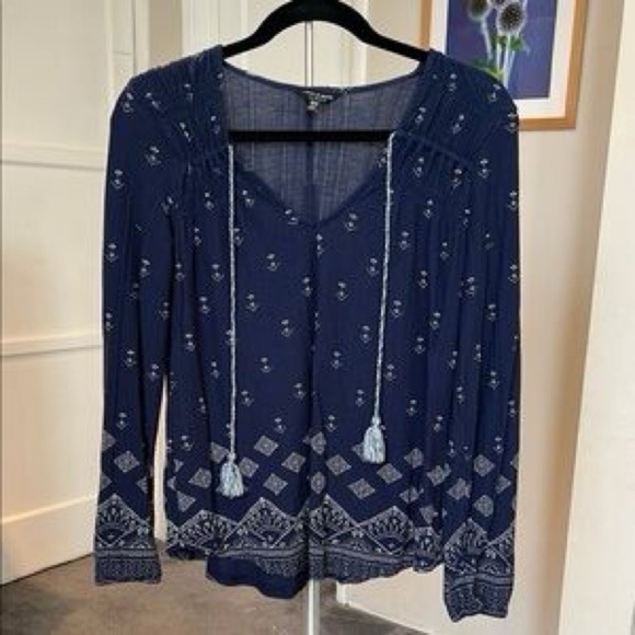 Lucky Brand Navy Blue Boho Hippie Peasant Blouse Tassel Tie Front Small - Picture 2 of 11